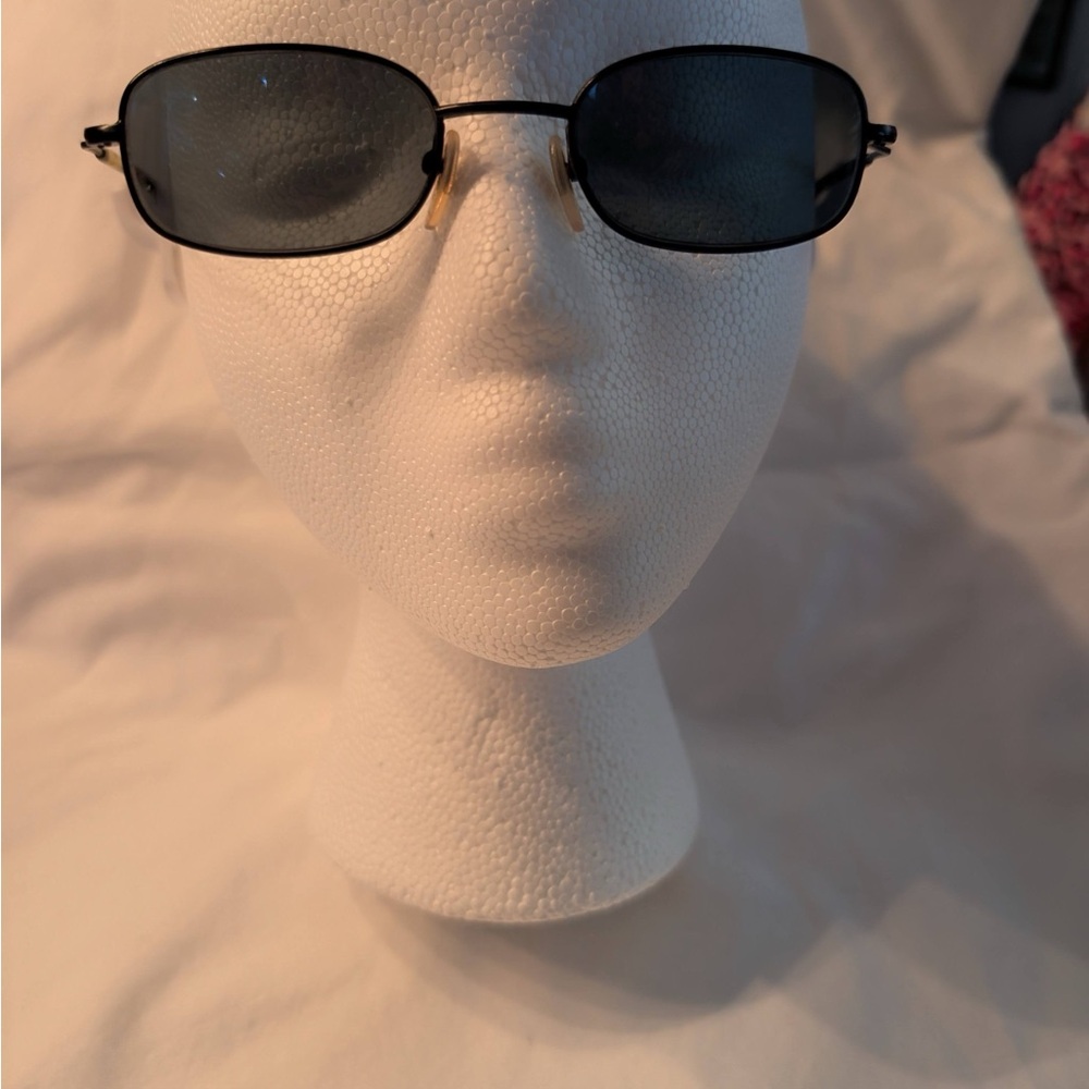 Unisex Sunglasses Black frame